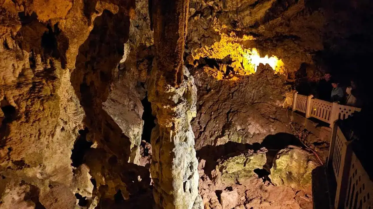 Burdur İnsuyu Mağarası’nda 9 Gölün Tamamı Kurudu! 5